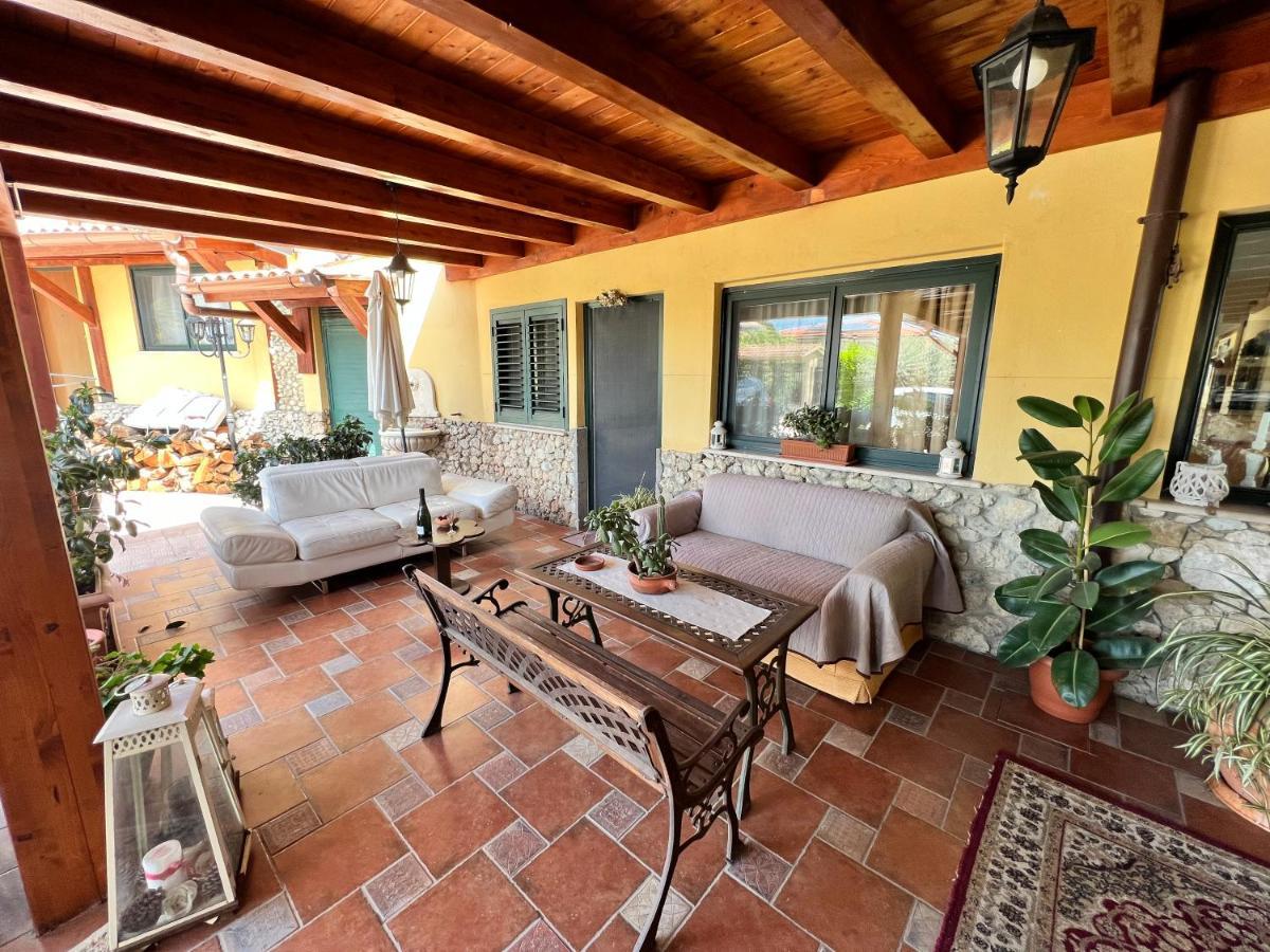 דירות קלטניסטה ***** La Casa Di Gio מראה חיצוני תמונה