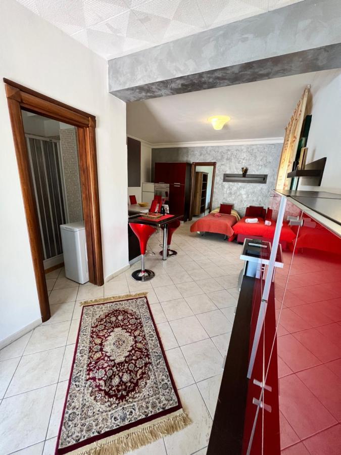 דירות קלטניסטה ***** La Casa Di Gio מראה חיצוני תמונה