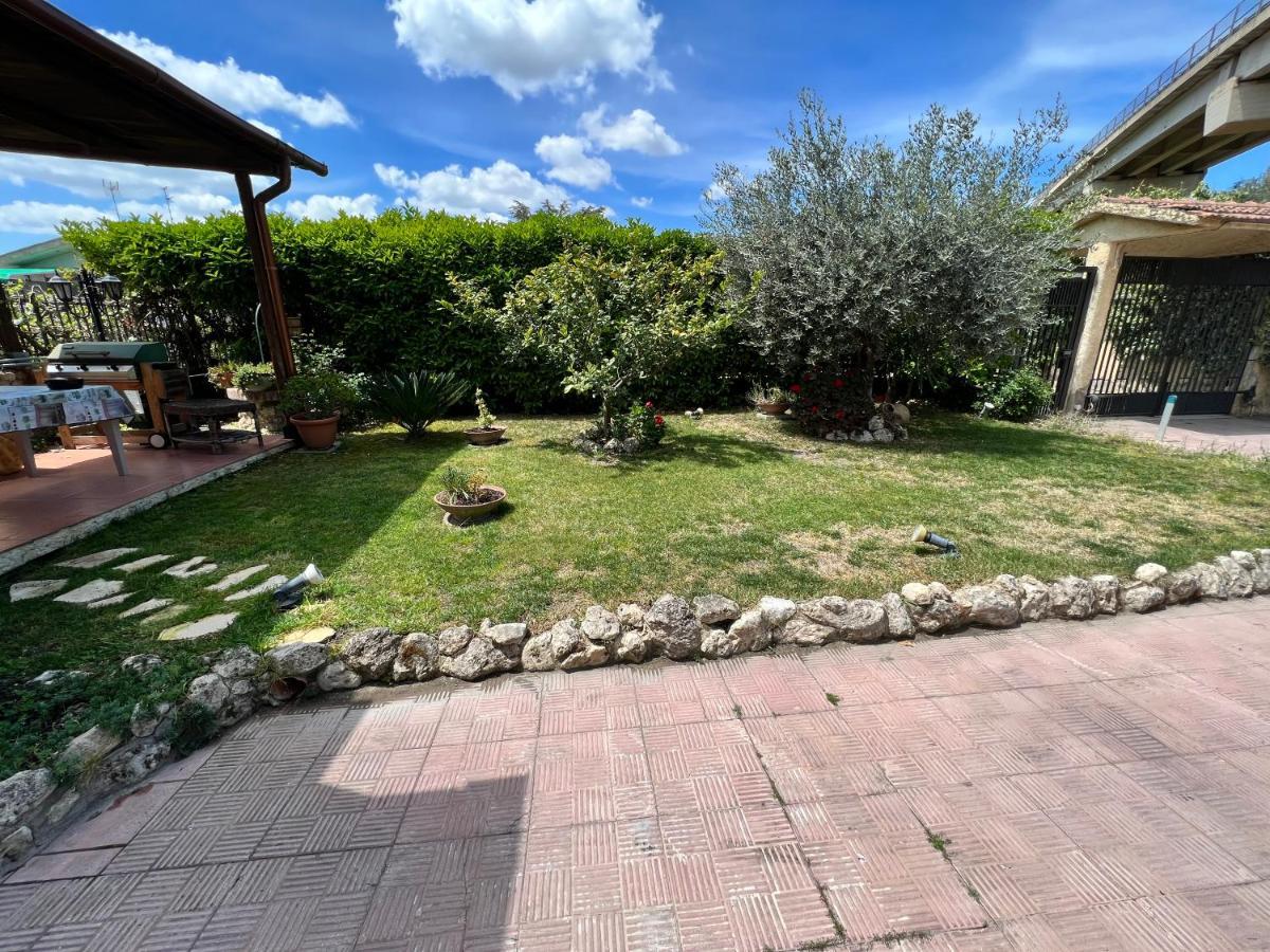דירות קלטניסטה ***** La Casa Di Gio מראה חיצוני תמונה