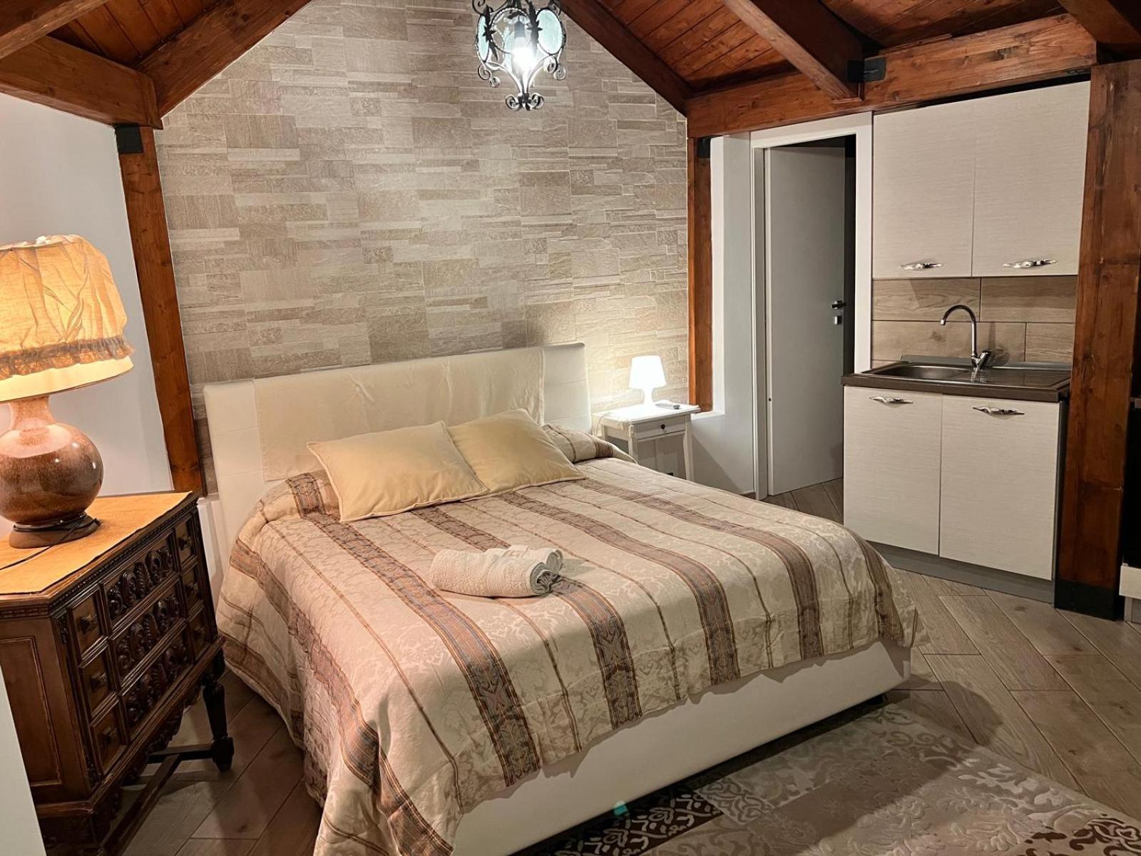 דירות קלטניסטה ***** La Casa Di Gio מראה חיצוני תמונה