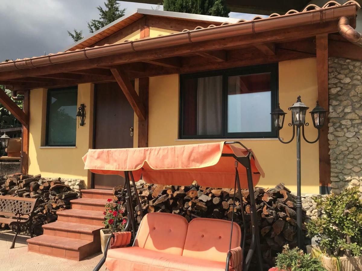 דירות קלטניסטה ***** La Casa Di Gio מראה חיצוני תמונה