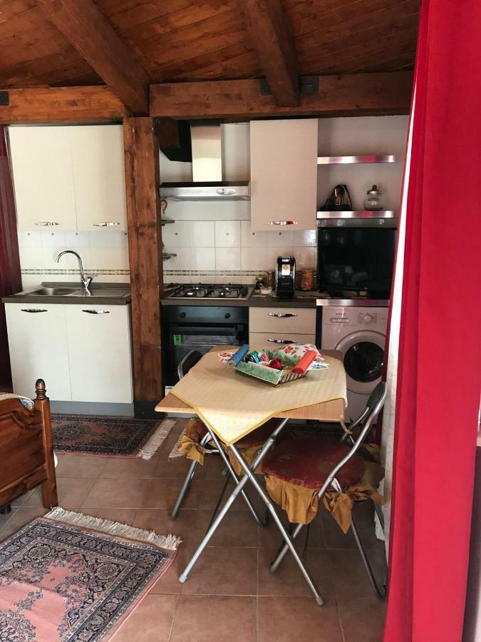 דירות קלטניסטה ***** La Casa Di Gio מראה חיצוני תמונה