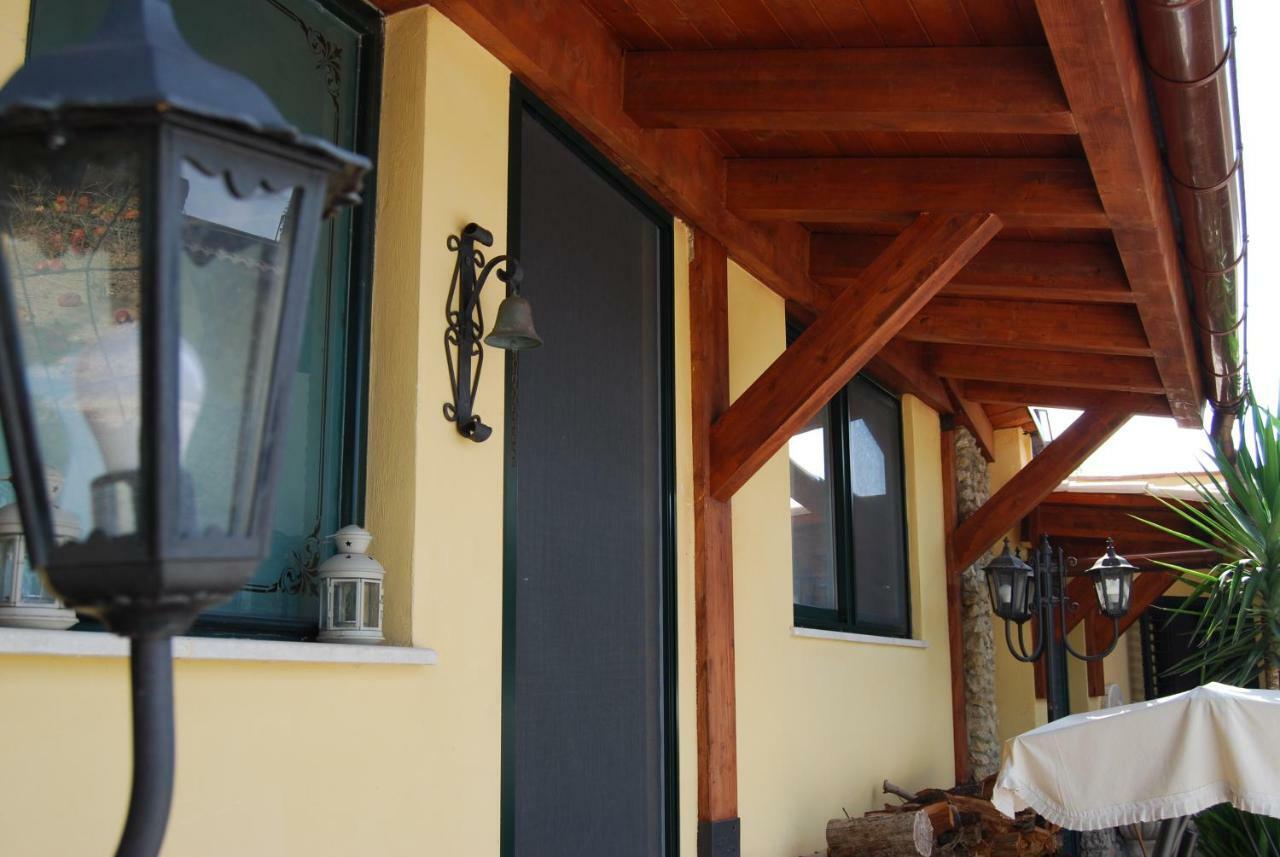 דירות קלטניסטה ***** La Casa Di Gio מראה חיצוני תמונה